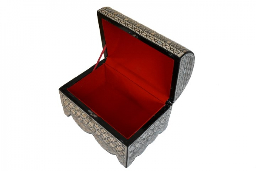 Handmade jewellery box with mother of pearl mosaic