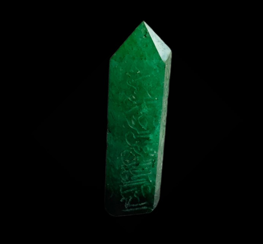 18 to19th century green crystal