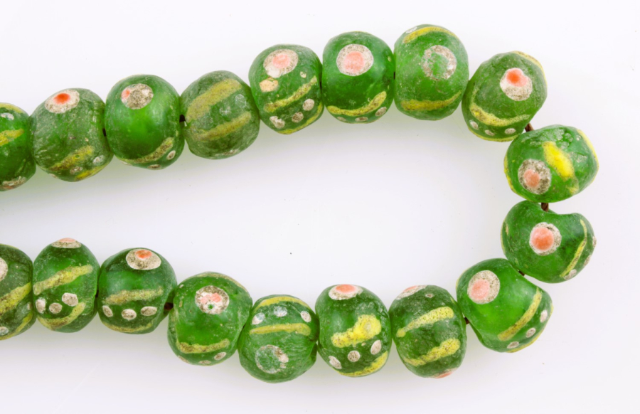 Necklace of green beads of Venetian glass 