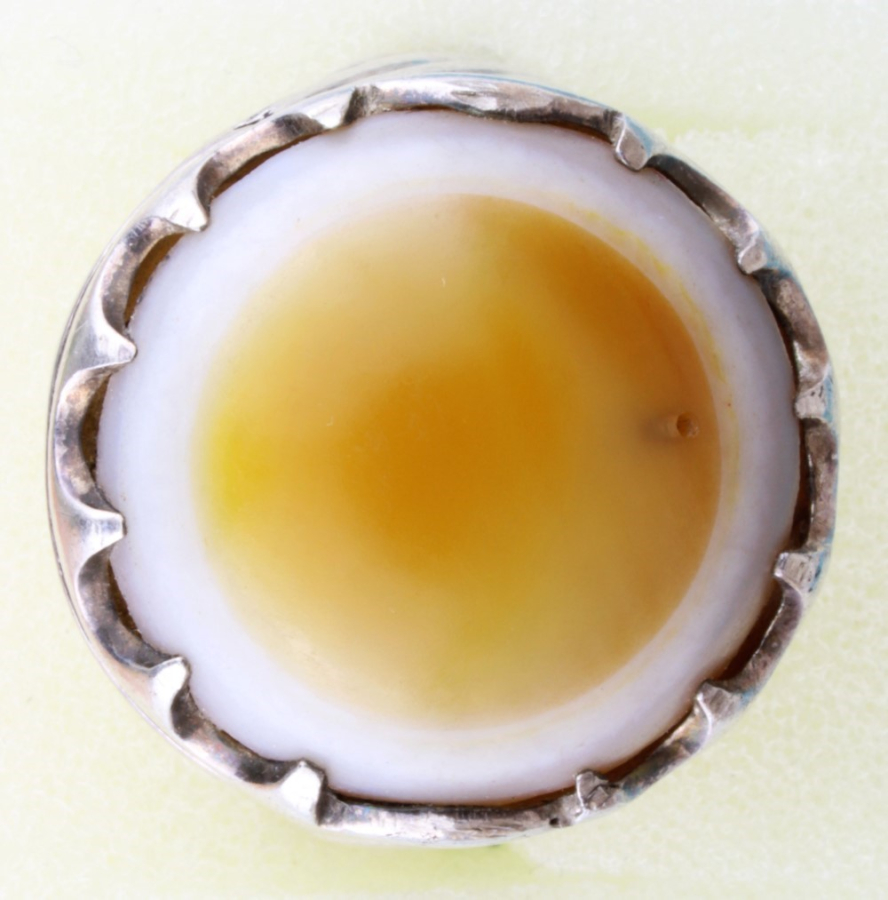 Silver ring with yellow Agate eye